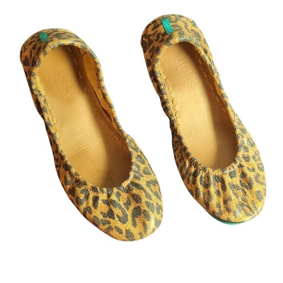 Leopard Leather Tieks - Picture 1 of 5